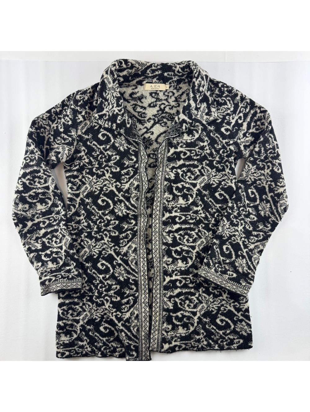 A. Ida Women’s Vintage Size Small Wool Blend Cardigan Made in Italy- Read Below